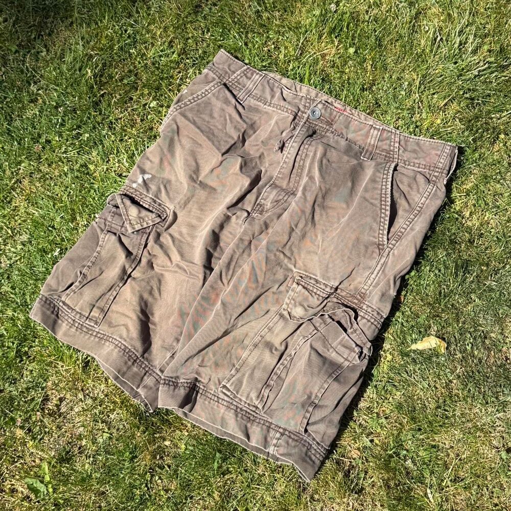 Levi-s Men's Brown and Khaki Shorts